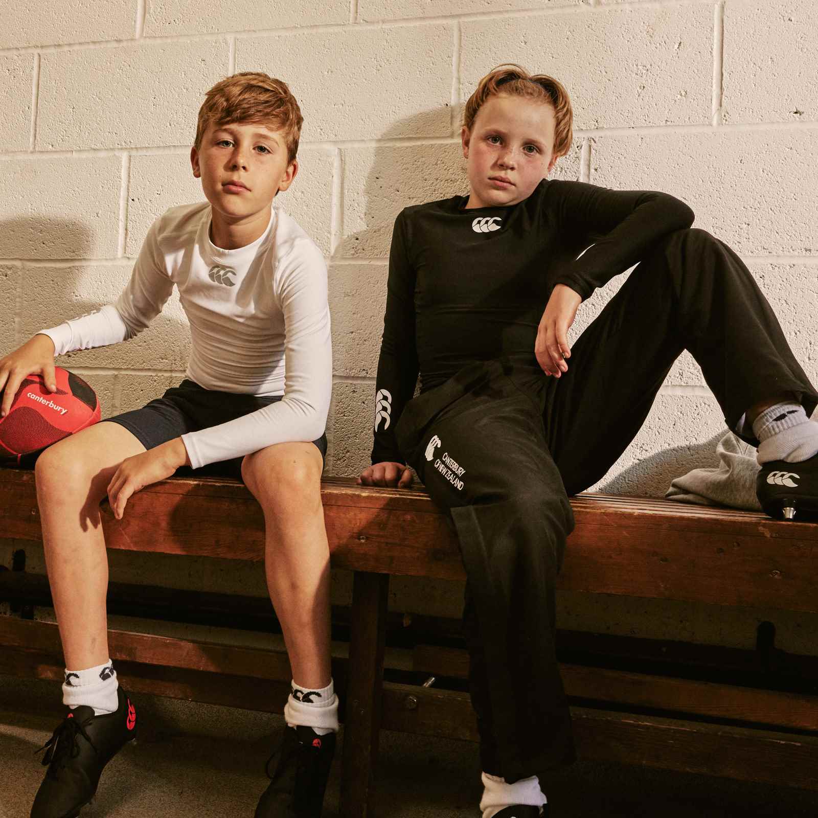 Canterbury Thermoreg Cold Gear Kids Long Sleeved Baselayer Top - Image 5