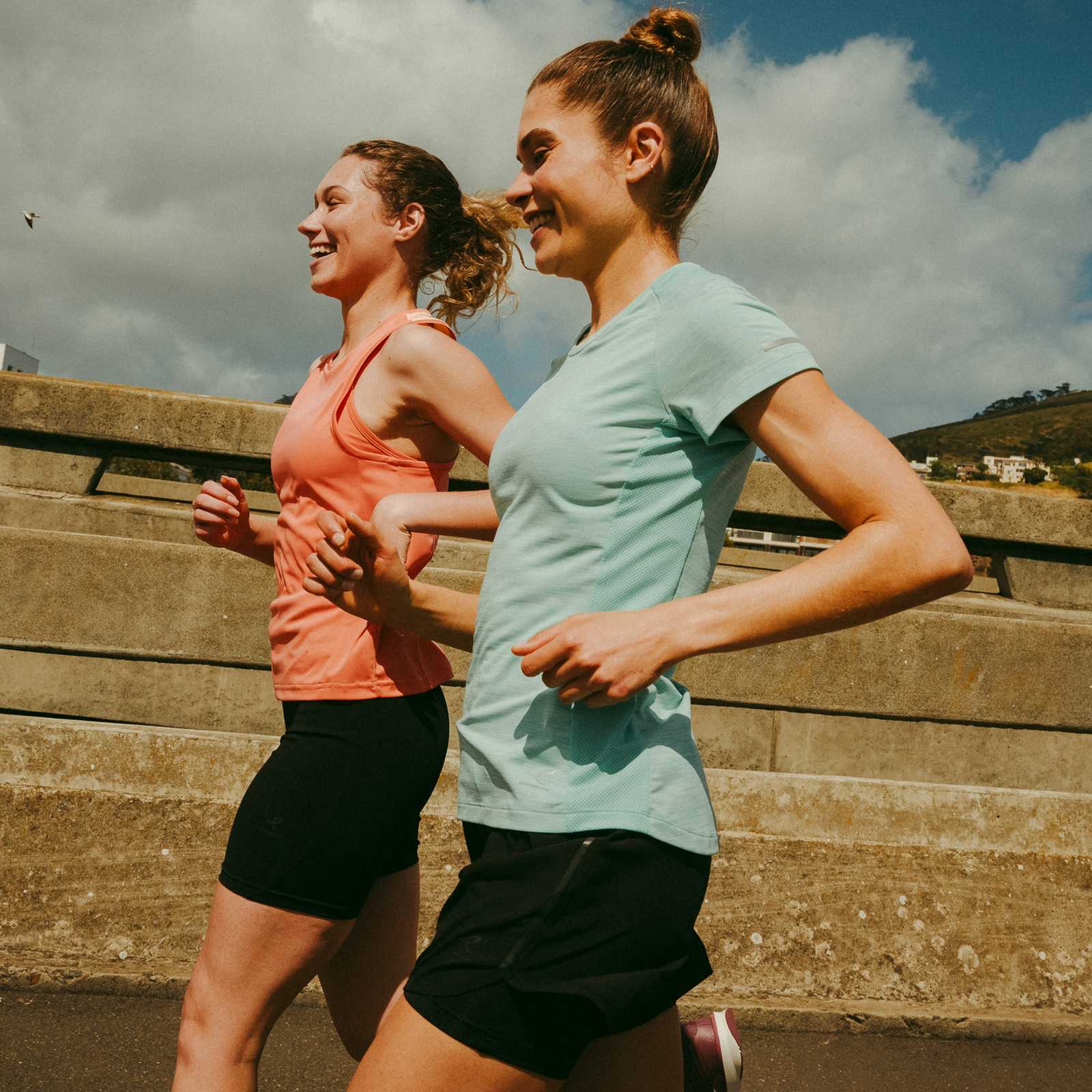 Energetics Isolda II Womens 7-Inch Running Shorts - Image 10