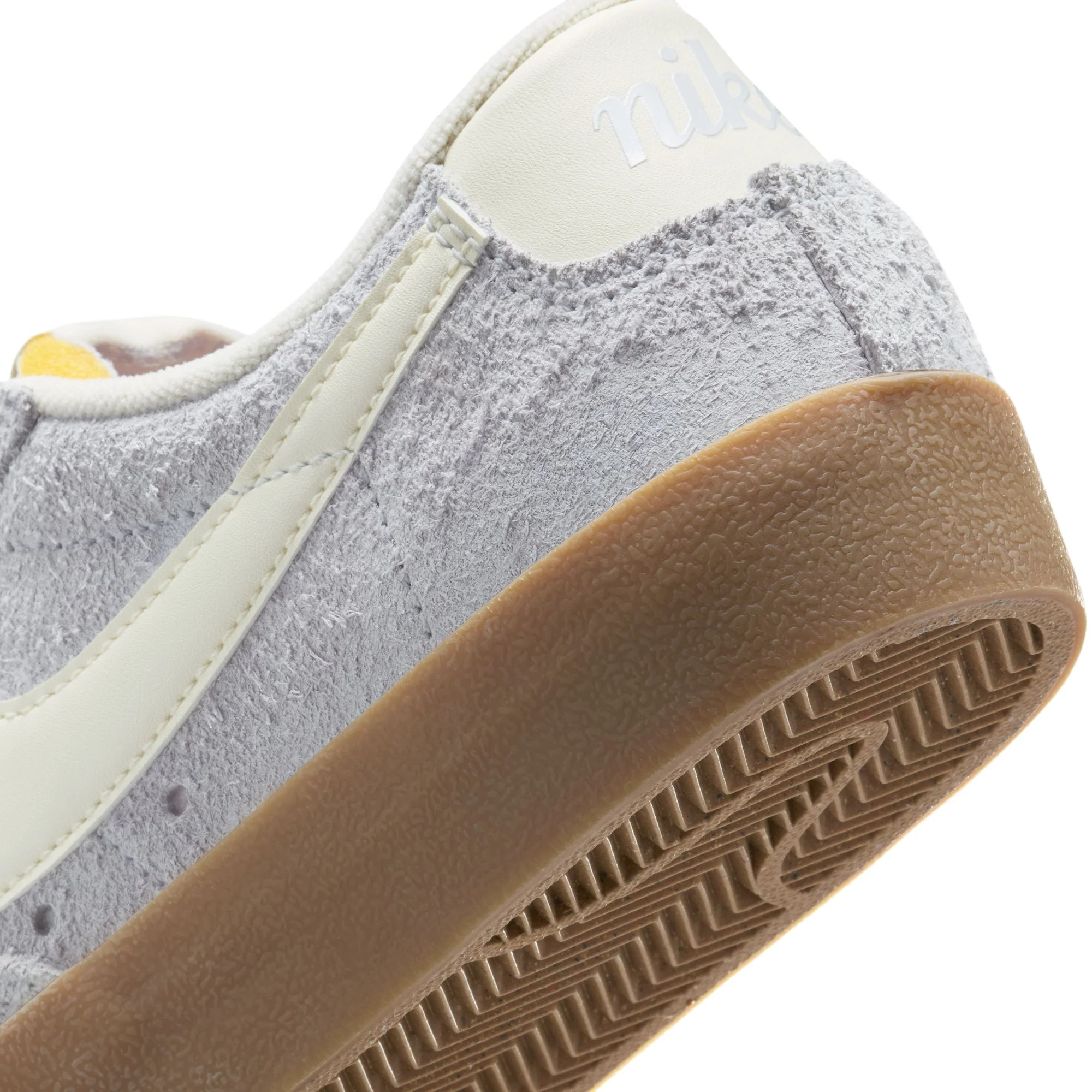Nike Blazer Low '77 Vintage Womens Shoes - Image 7