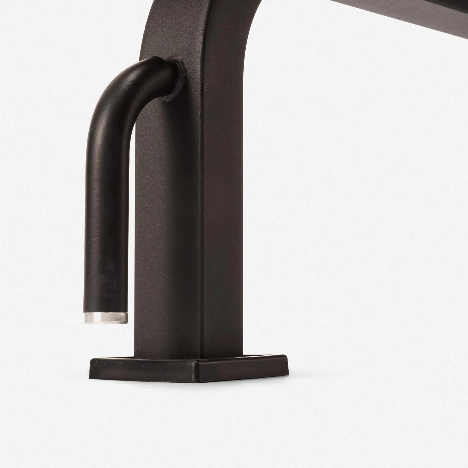 Rival B4 Flat Weight Bench - Image 4