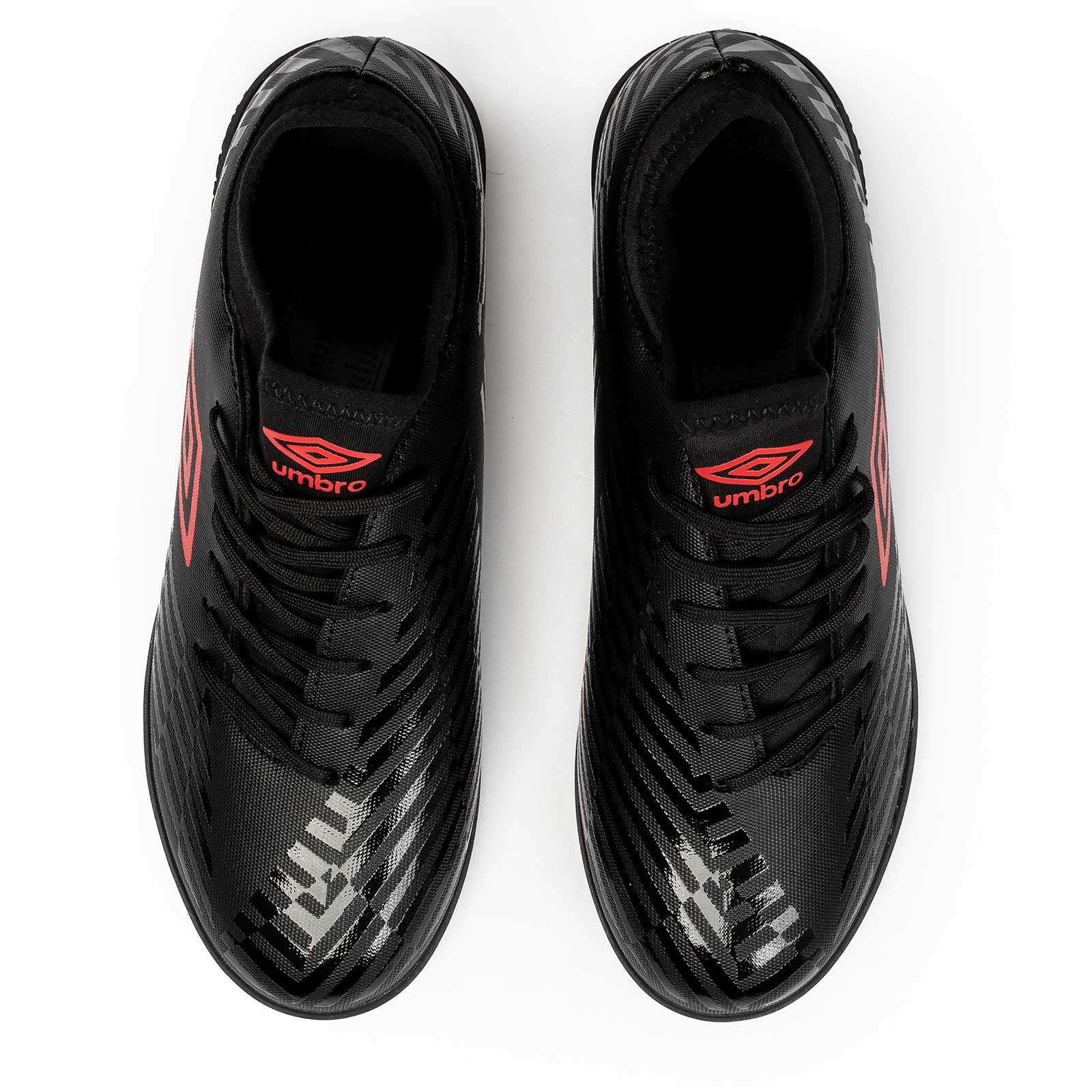 Umbro Raposa SC Kids Astro Turf Football Boots - Image 3